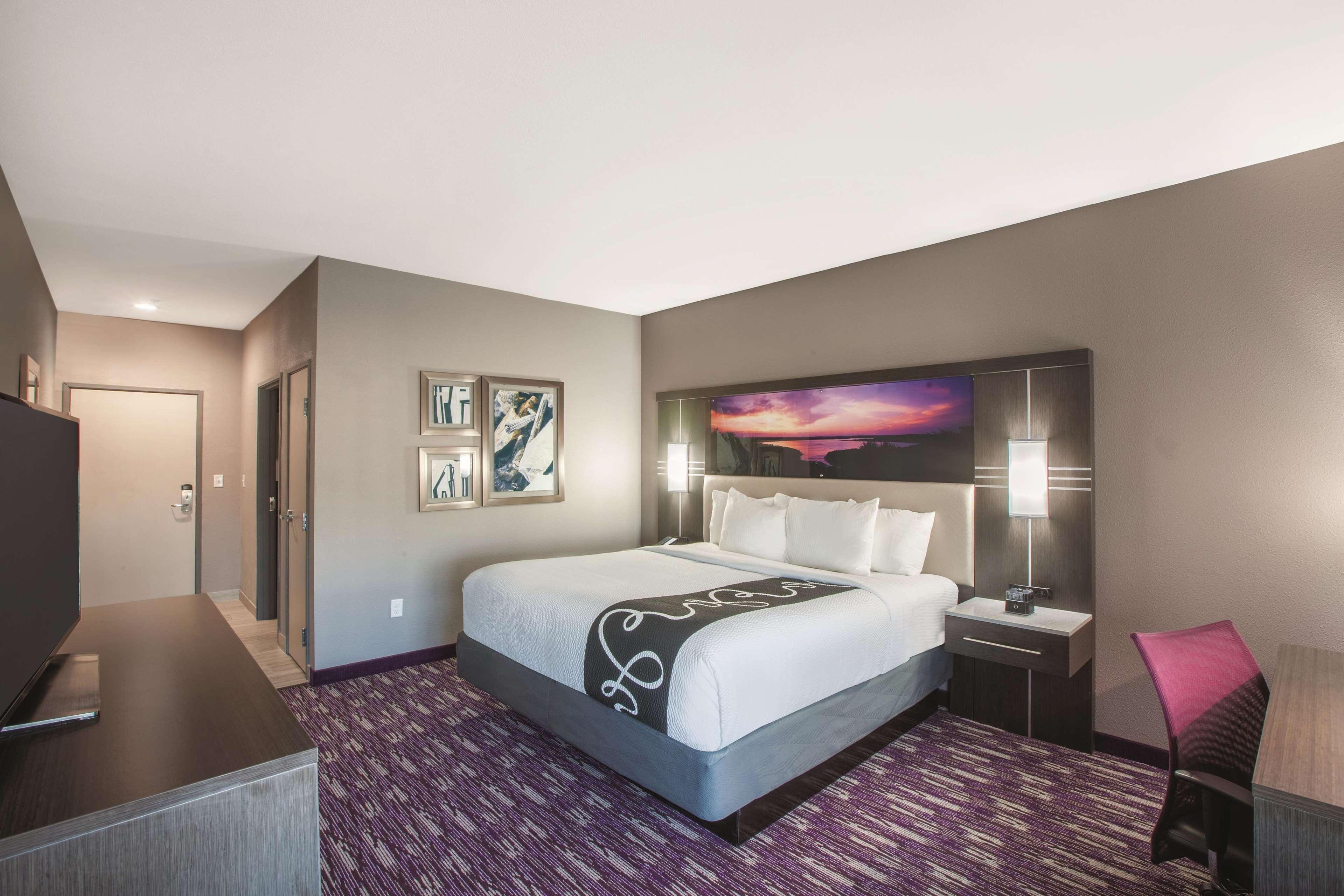 La Quinta By Wyndham קינגסוויל מראה חיצוני תמונה